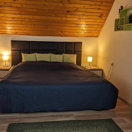 Virágos Balatonszárszó